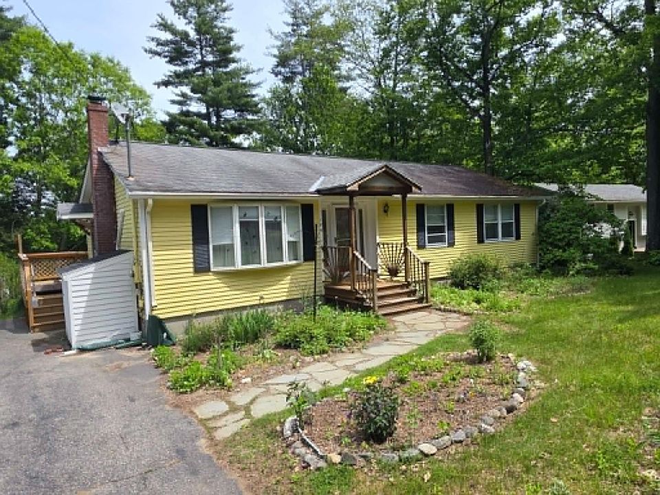 1st image of 184 Carriage Hill Road