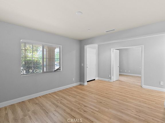 5th image of 389 Suncup Cir