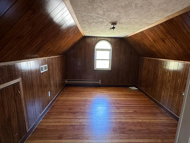 44 Tuttle Pl — Photo 14