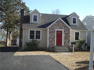 22 Barbara Dr, Norwalk, CT 06851