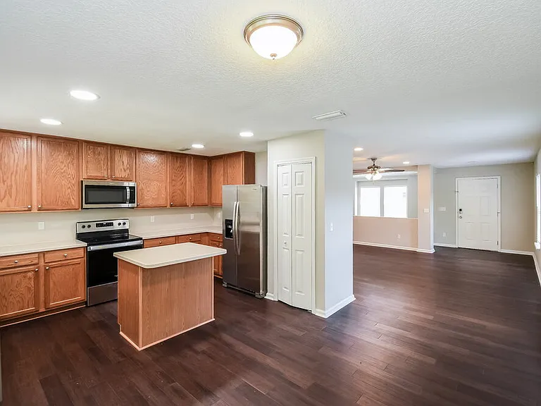 7068 Beekman Lake Dr — Photo 9