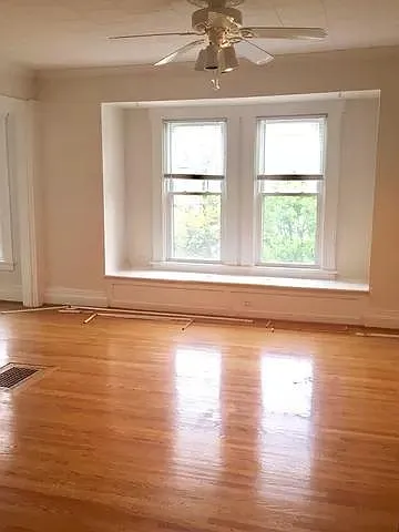 1 bed, 1200 sqft, $1,700 — Photo 3