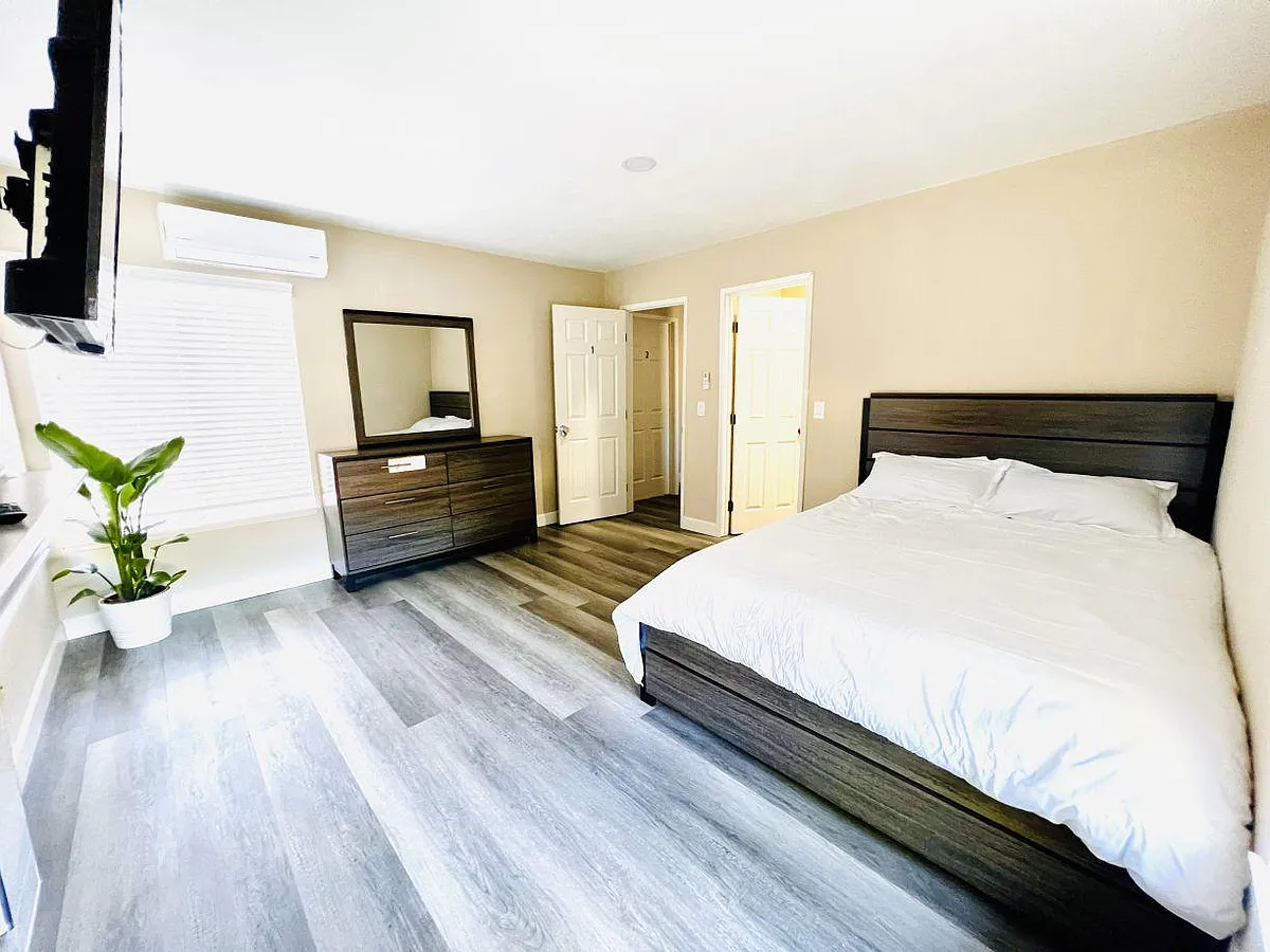 Building Photo - 7995 Montara Ave #1