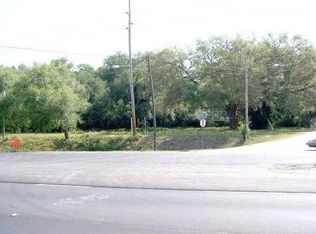 209 Oak Hill Rd, Lady Lake, FL 32159