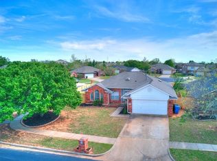 2908 Rockingham Dr, Norman, OK 73071