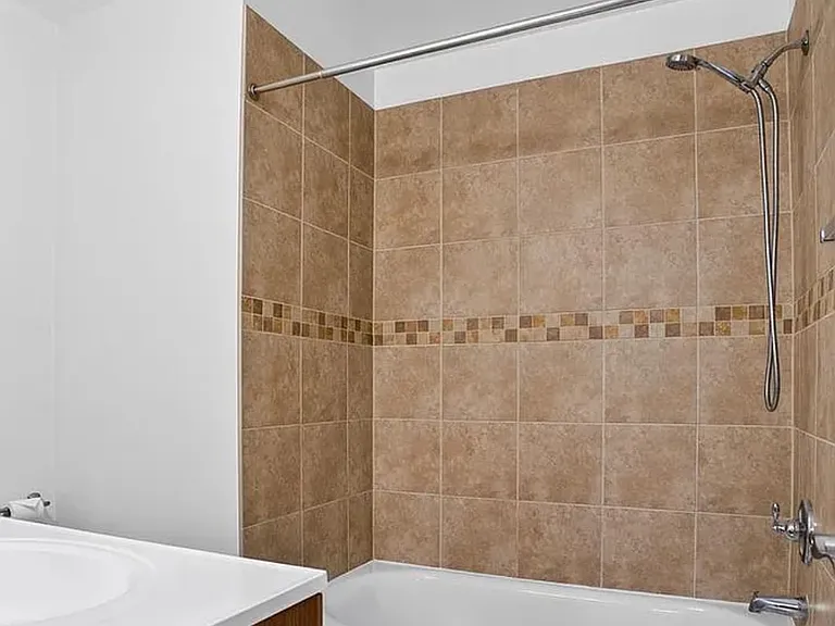 9507 Saluda Ct — Photo 19