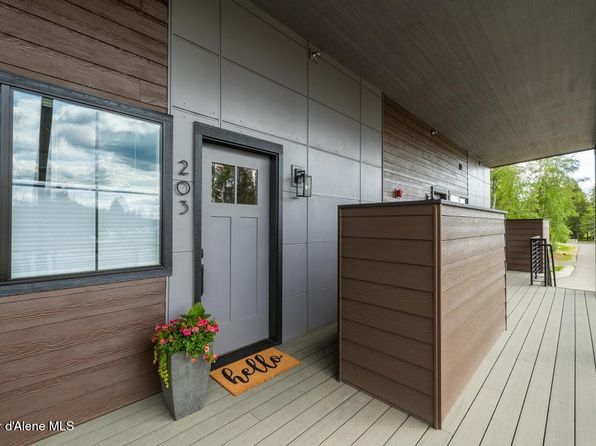 50 Carnelian Ave #203, Ponderay, ID 83852