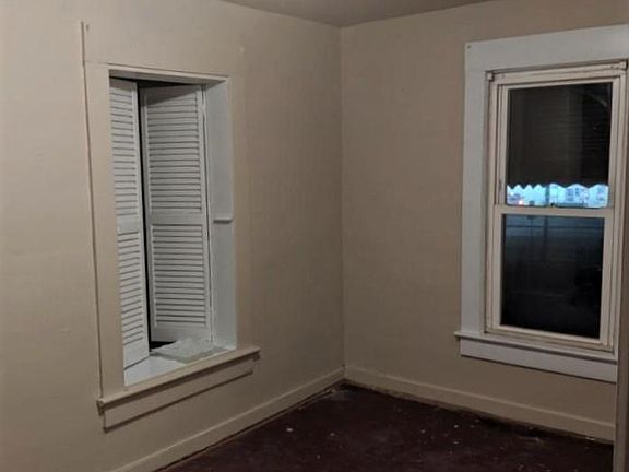 3rd image of 17 Palmetto Ave