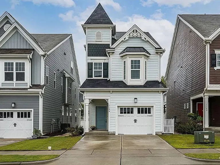 1184 Brown Velvet Ln — Photo 1