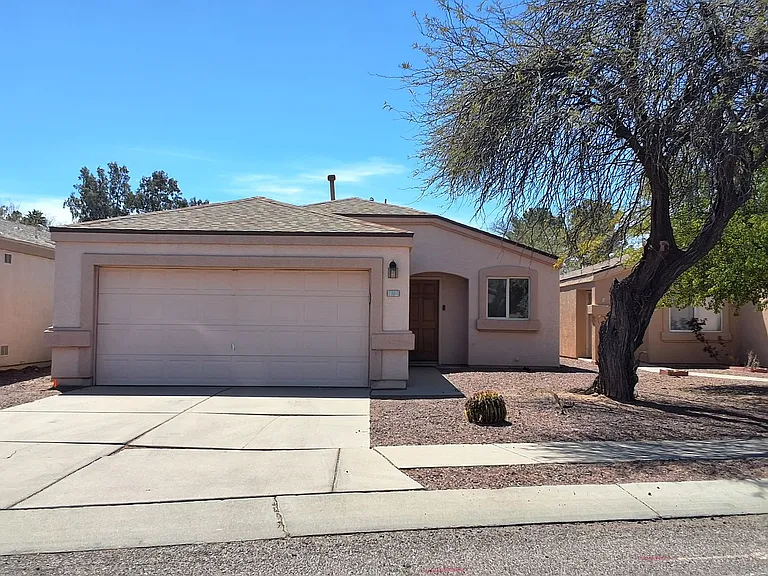 7384 E Cross Ridge Pl — Photo 1