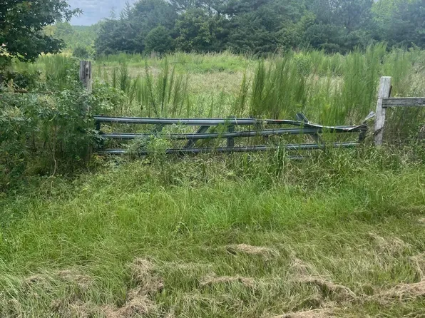 203 Kennedy Road, Eagle Springs, NC 27242