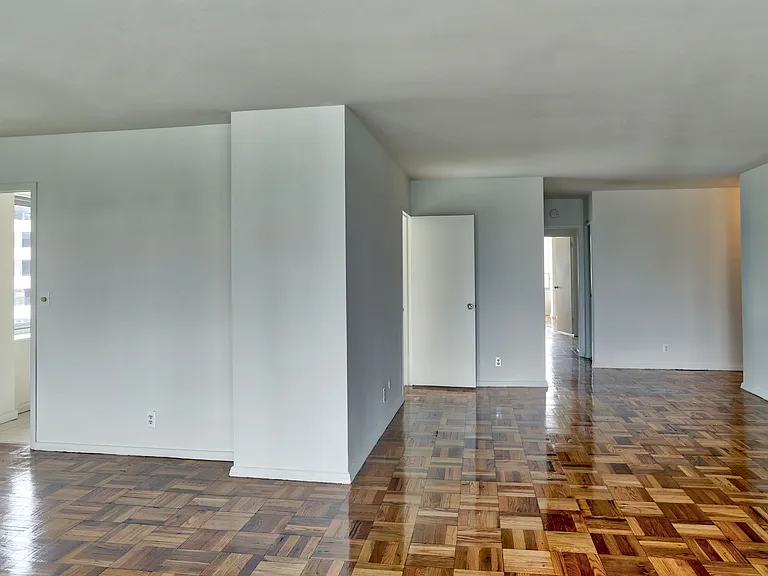 The Park View At 320 — Photo 14