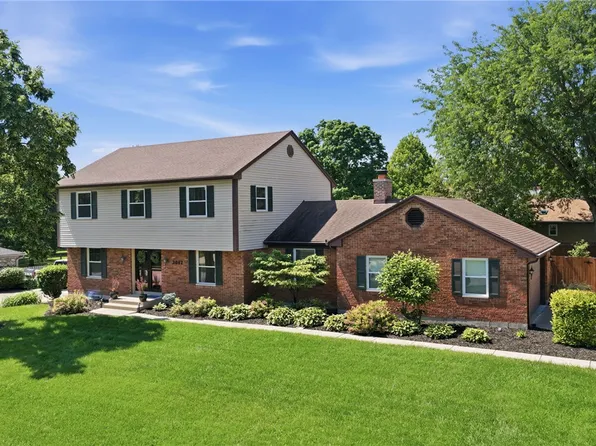 2042 Cortina Dr, Dayton, OH 45459