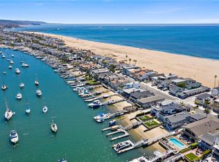 930 E Balboa Blvd, Newport Beach, CA 92661