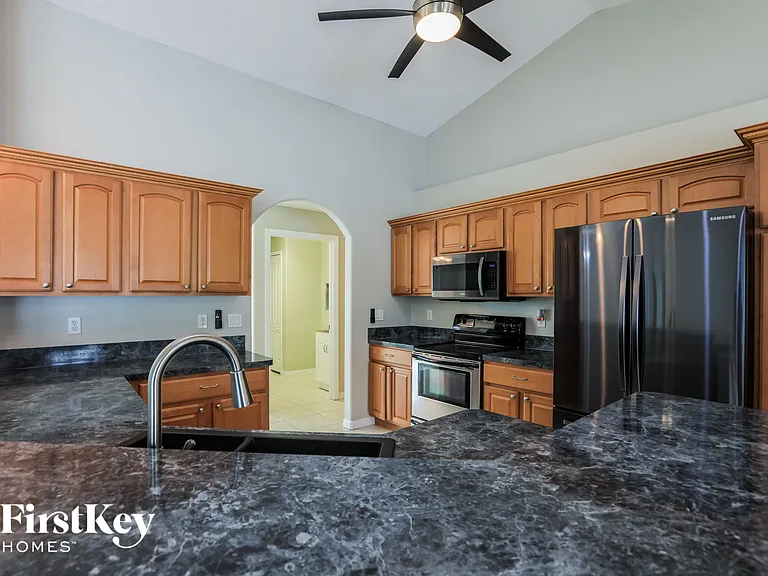 1200 Wise Dr — Photo 6