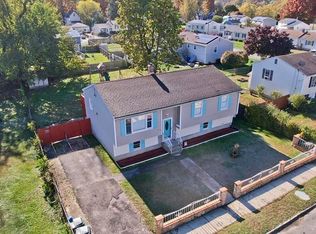 47 Laurel St, Springfield, MA 01107