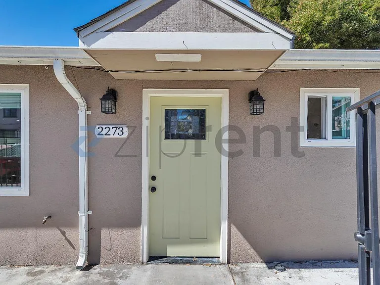 2273 E 23rd St #2273 — Photo 5