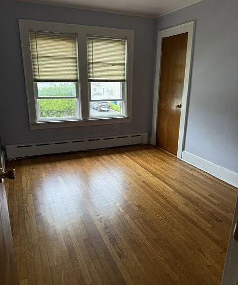 2004 Grand St #2 — Photo 4