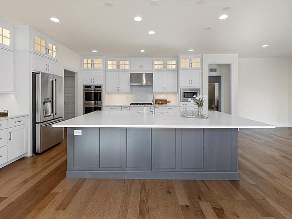 3rd image of 388 Reddenwood Rd Lot 6