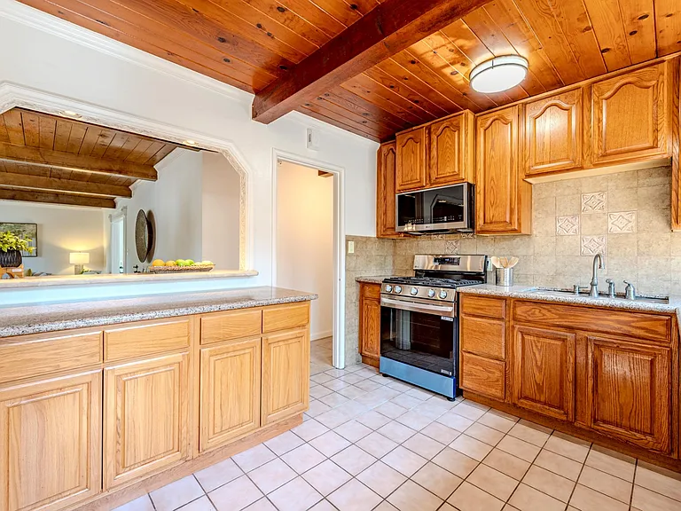 891 Lori Ave — Photo 13