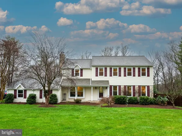 1393 Nathan Hale Dr, Phoenixville, PA 19460