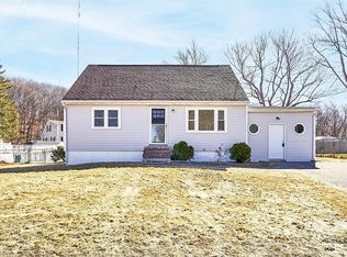 128 Warrenton Rd, Haverhill, MA 01832