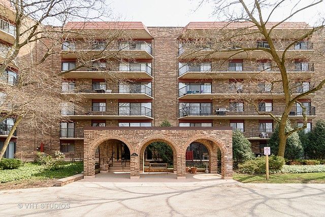 1st image of 111 S Baybrook Dr Unit 515