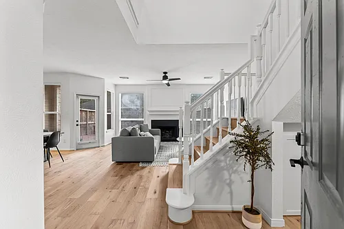 7 S Avonlea Cir Photo 1