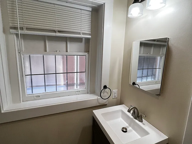 1604 Grove Ave #1 — Photo 14