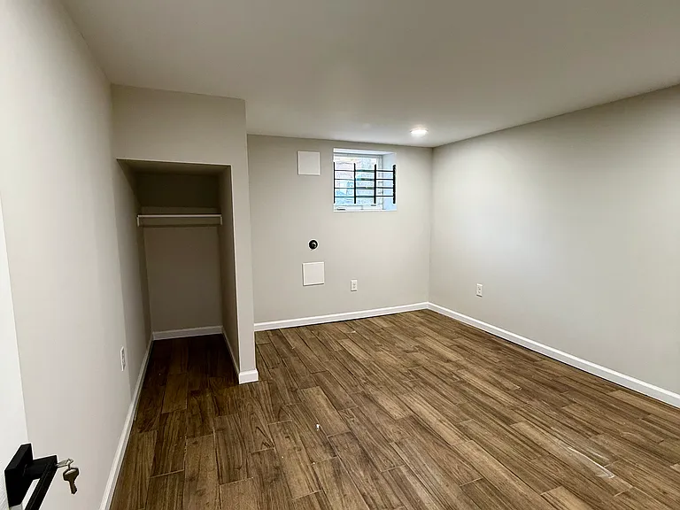 143 N Patterson Park Ave — Photo 14