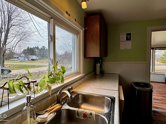 5th image of 1395 Aiken Rd