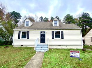 208 Algiers Dr, Sandston, VA 23150