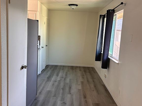 3rd image of 475 N Manila Ave #202