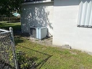 5th image of 17140 NW 12th Avenue
