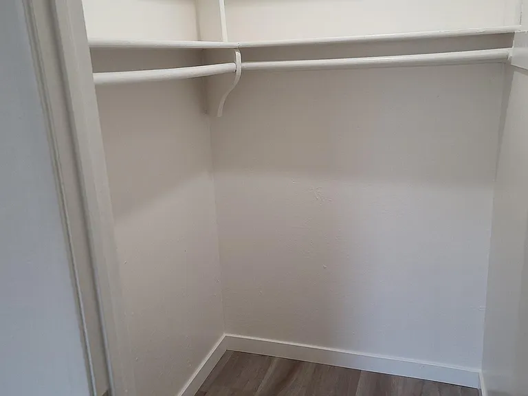 644 Maple St #3 — Photo 11
