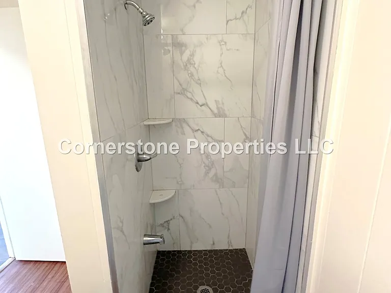 528 Oneawa St — Photo 14