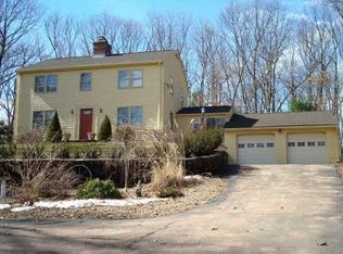 182 Vernon St W, Manchester, CT 06042