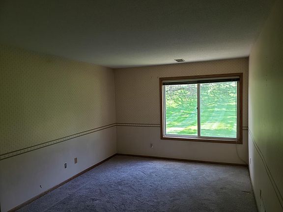 5th image of 6351 Saint Croix Trl N APT 128