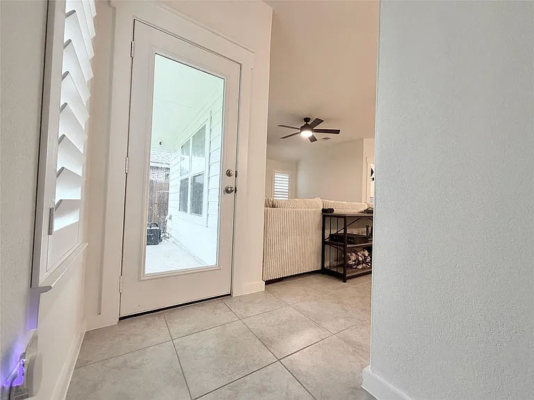 4724 Peony Green Dr — Photo 26