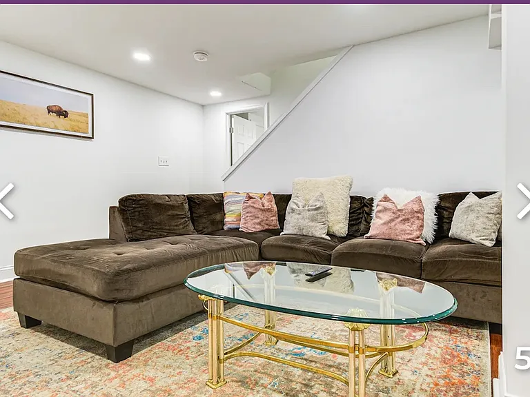 304 Camrose Ave #B — Photo 12