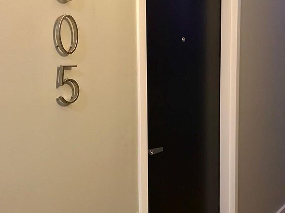 3rd image of 301 6th Ave Unit 305