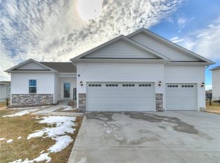 2719 NW 44th St, Ankeny, IA 50023
