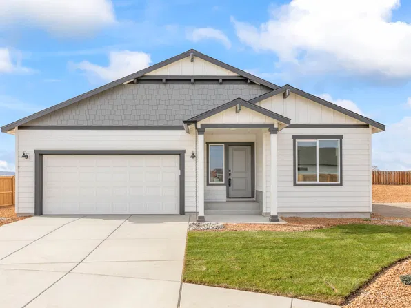 1298 NW Fairway Rd, Madras, OR 97741