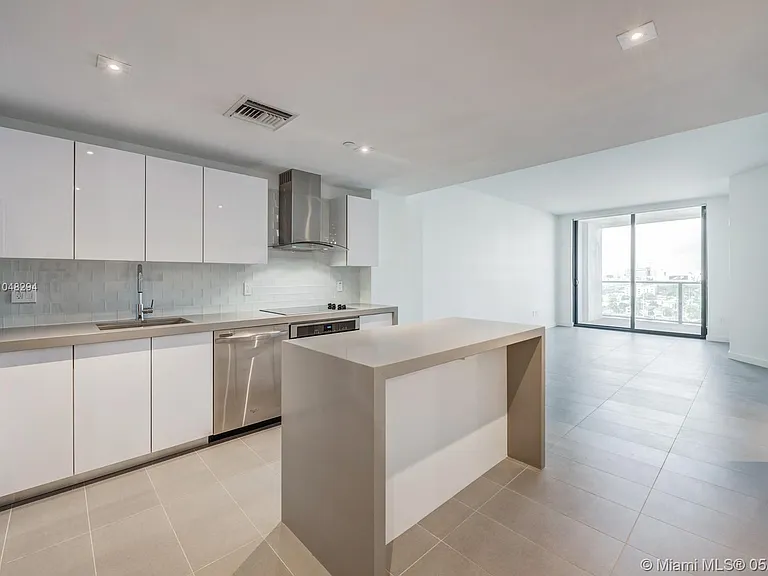 1600 NE 1st Ave #2914 — Photo 3