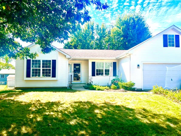 3713 Dorchester Pl, McHenry, IL 60050