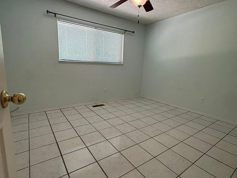 3540 Dwayne Ct — Photo 12