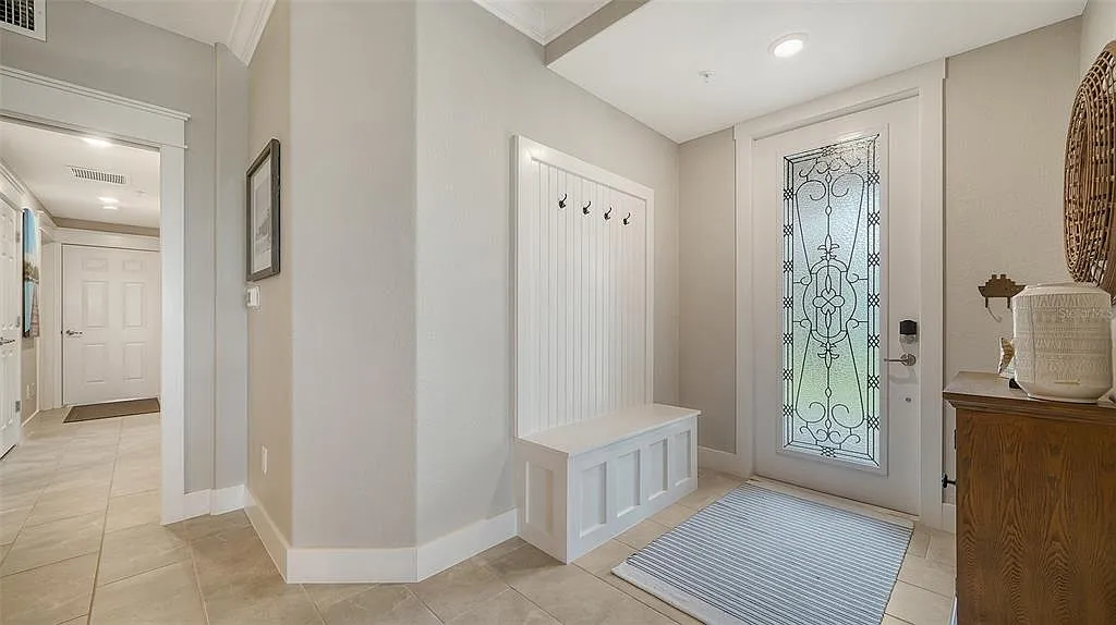 3 bed, 2.0 bath, 1786 sqft, $7,500 — Photo 4