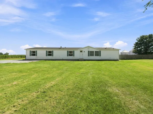 11946 Us Highway 6, Syracuse, IN 46567