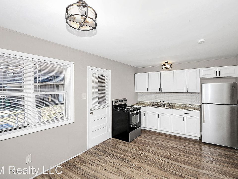 1st image of 2726 Pitts Dr