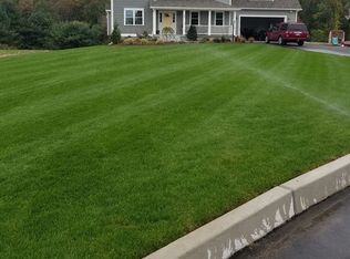 95 Crystal View Dr, Pascoag, RI 02859